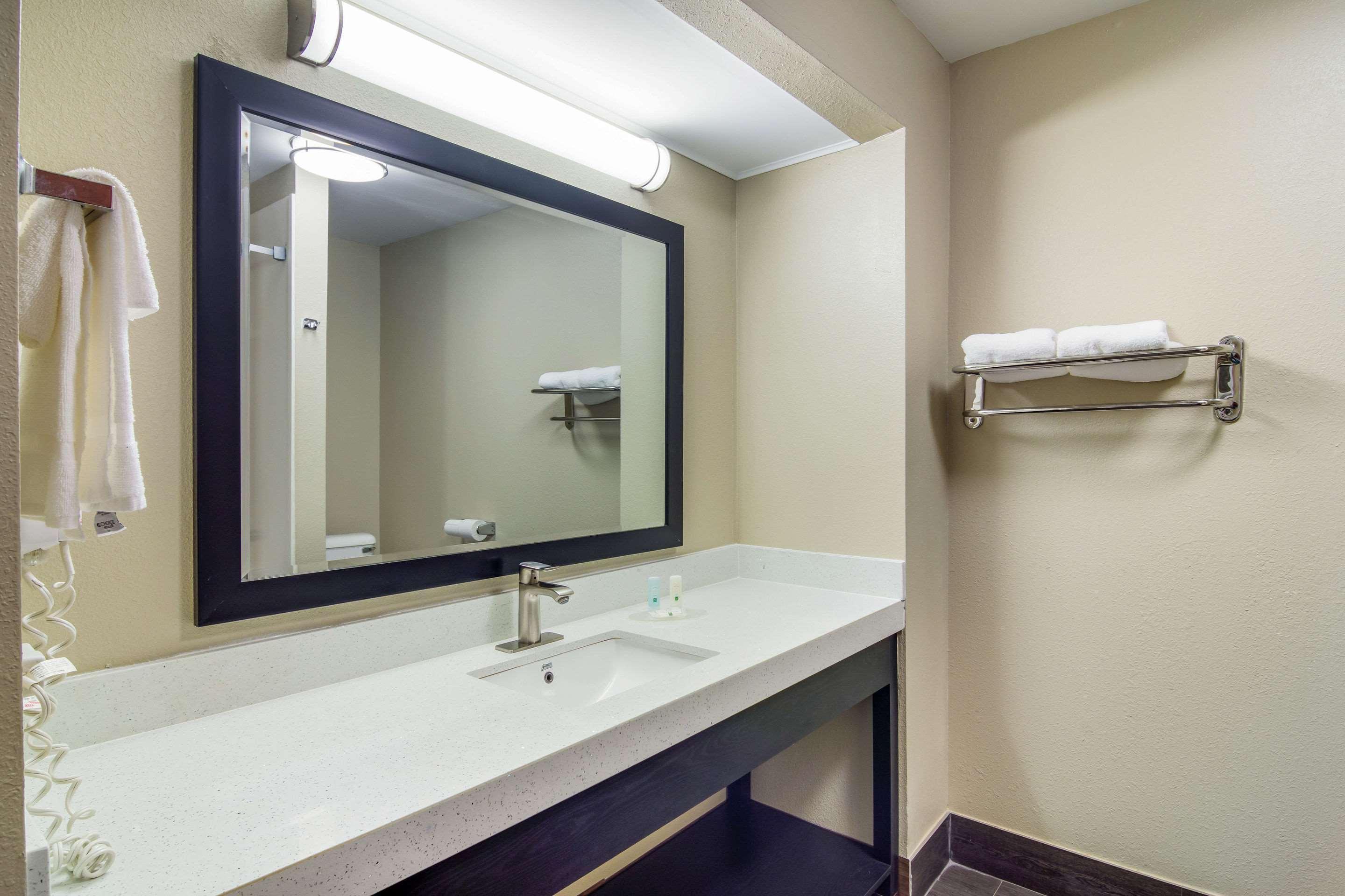 Quality Inn & Suites Canton, Ga エクステリア 写真