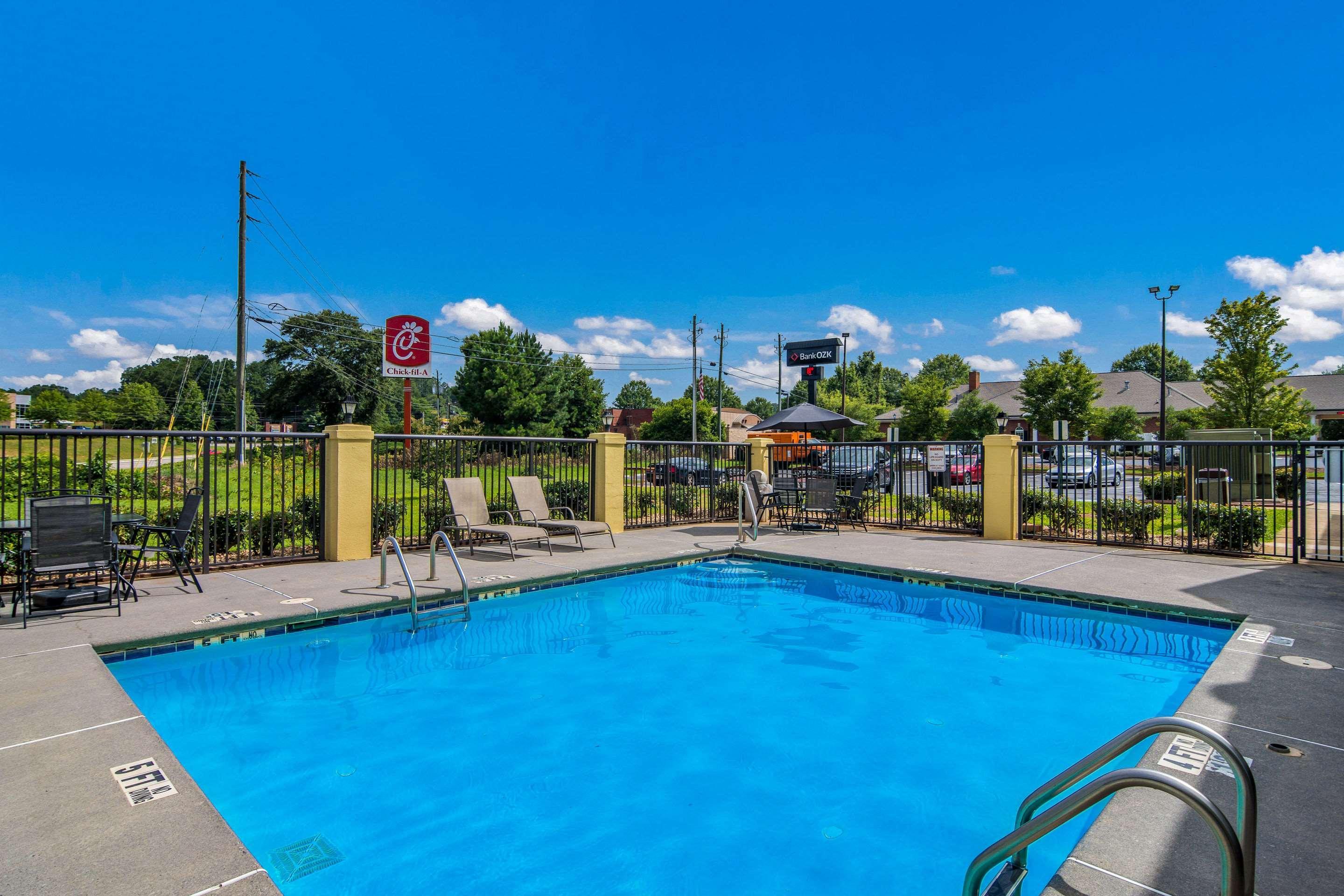 Quality Inn & Suites Canton, Ga エクステリア 写真