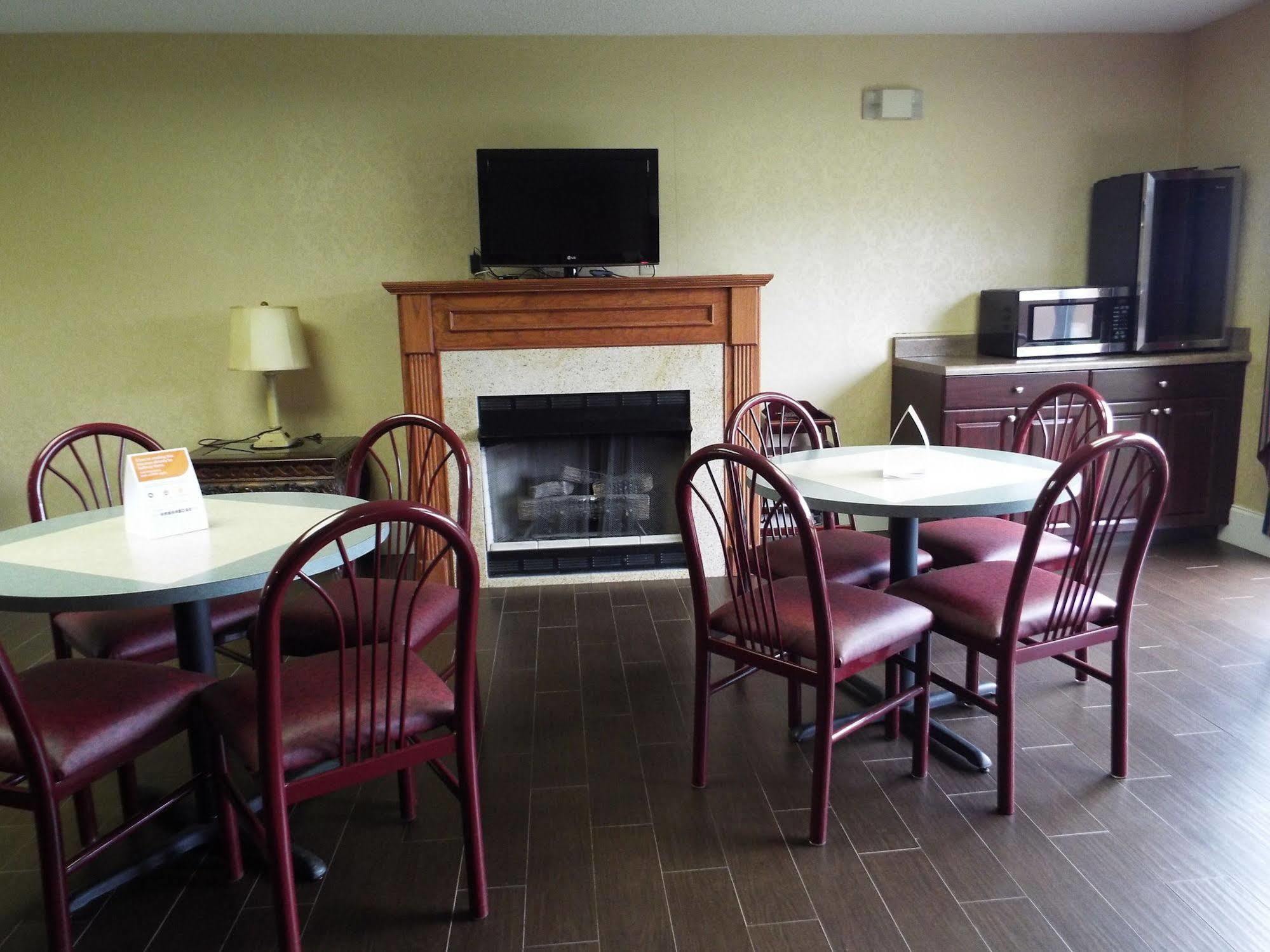 Quality Inn & Suites Canton, Ga エクステリア 写真